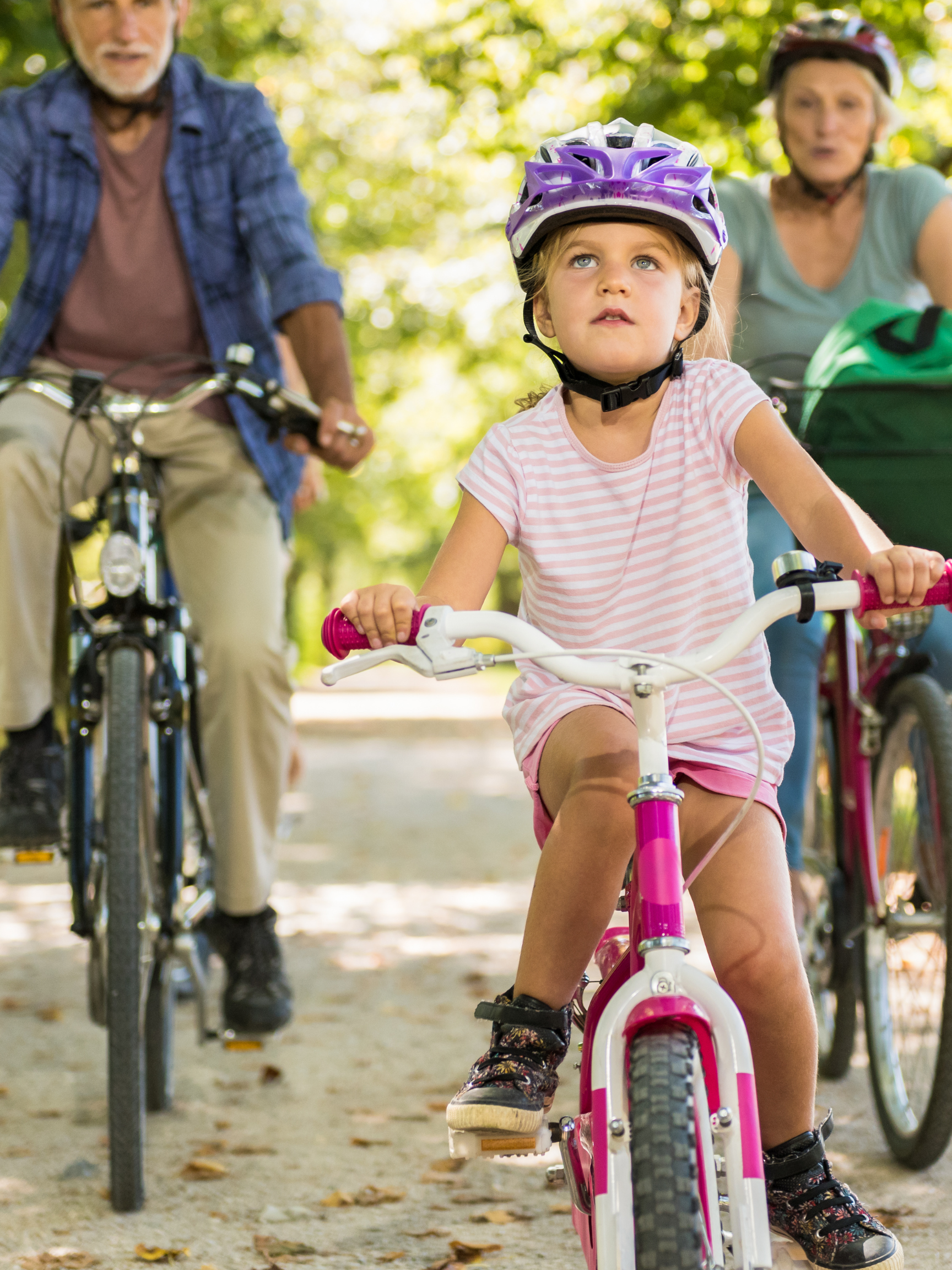 Untitled design - 2021-07-27T073627.638 kid and grandparents on bikes